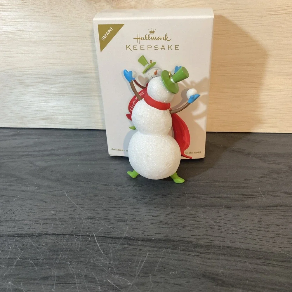 Hallmark Keepsake Let‎ It Snow! Special Edition Ornament 2011
